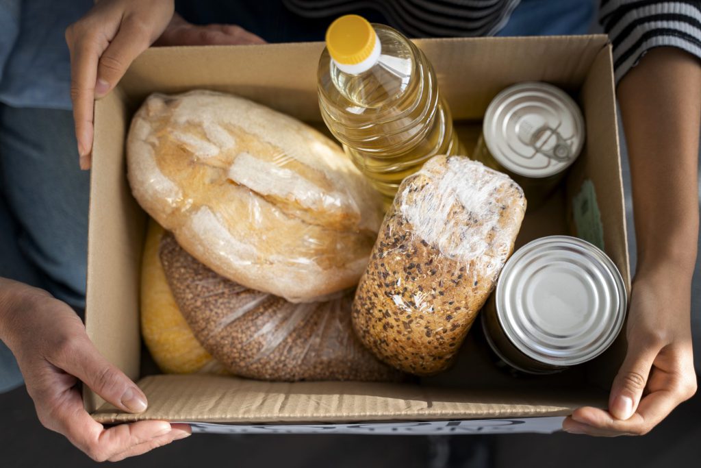 Photo colis alimentaire pour maraude